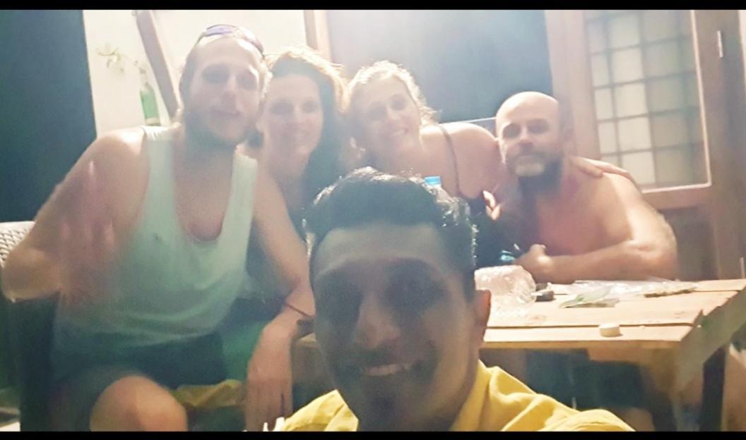 Abru'S Holidays International Travelers Alappuzha Εξωτερικό φωτογραφία